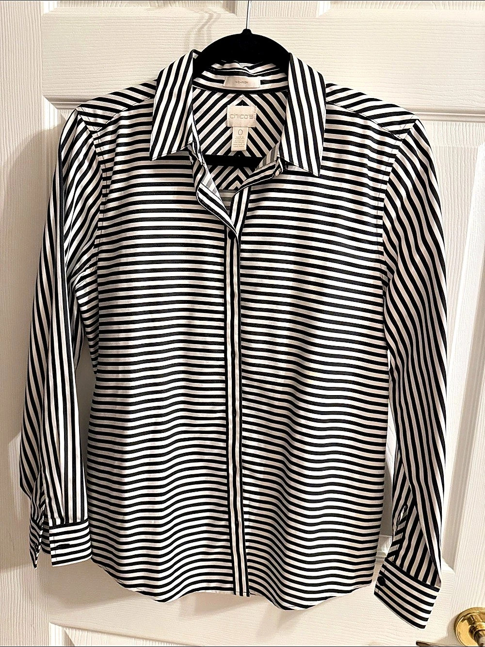 chicos Striped Button Down Shirt in Black & White size 0. Equals US 4/6